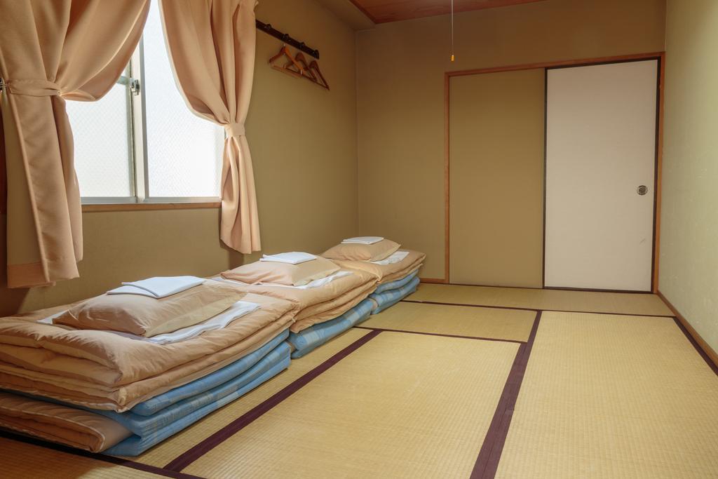 \u00BFCu\u00E1les son los mejores hoteles cerca de Museo Memorial de la Paz de Hiroshima? Habitación foto